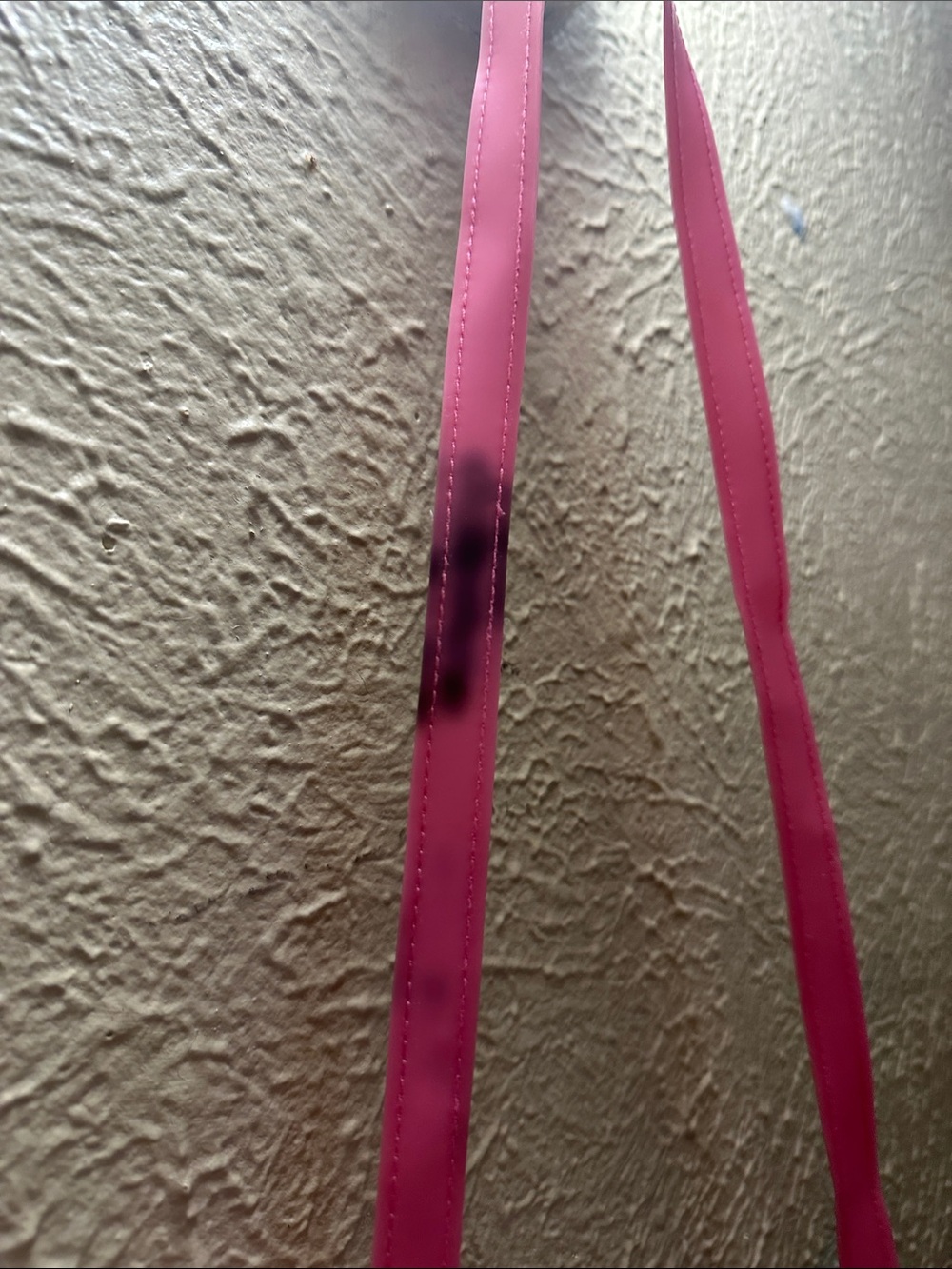 Heart Crossbody Bag in White and Pink - Picture 4 of 5